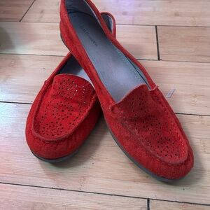 G.H. Bass & Co. Vibrant Red Suede Flats pre owned